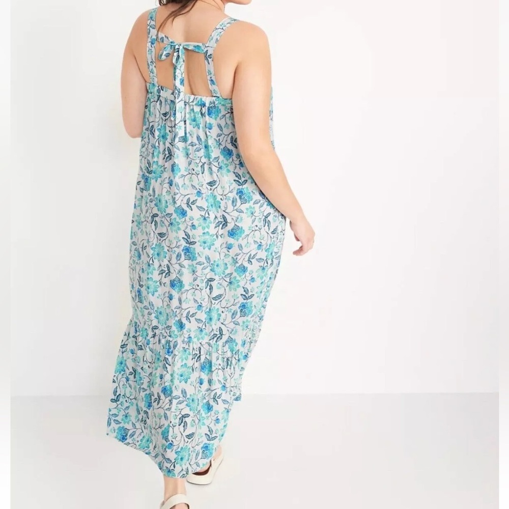 Old Navy Women’s Sleeveless Tie-Back Cutout Maxi Dress Medium Light Blue Flowers - Picture 2 of 15